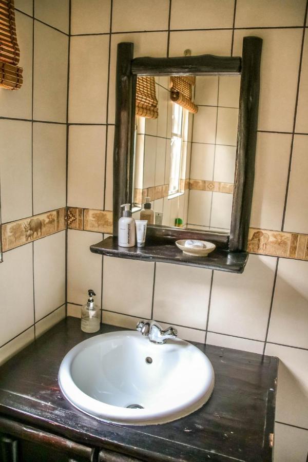 Villa Giraffe Plains Marloth Park Exterior foto