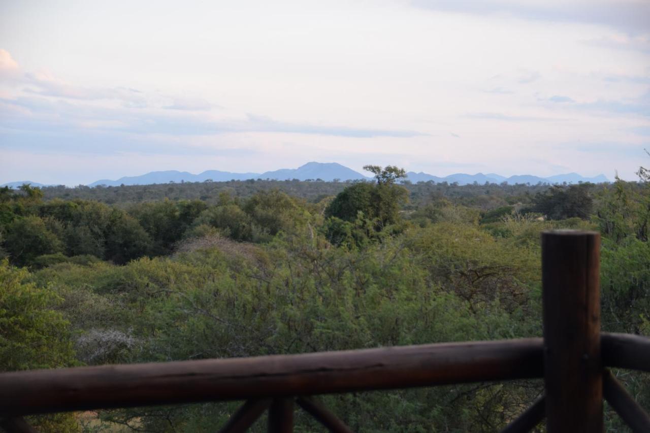 Villa Giraffe Plains Marloth Park Exterior foto