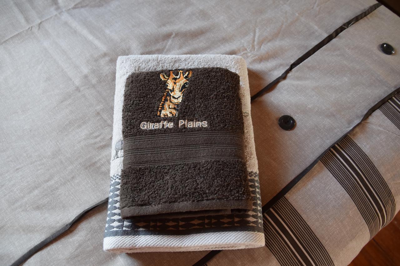 Villa Giraffe Plains Marloth Park Exterior foto